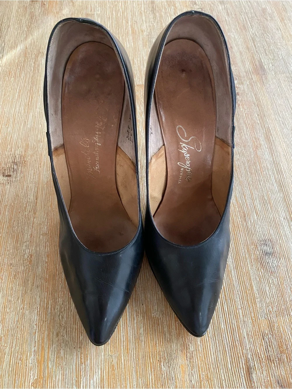 MANDEL’S Fascinating Slippers Skyscrapers New York Vintage Stiletto